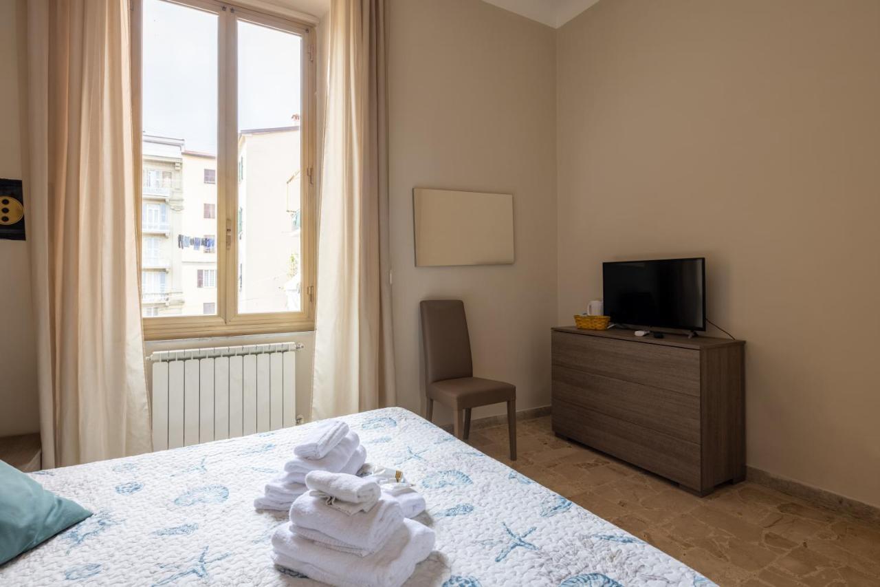 Blu Sea Rooms Λα Σπέτσια Εξωτερικό φωτογραφία