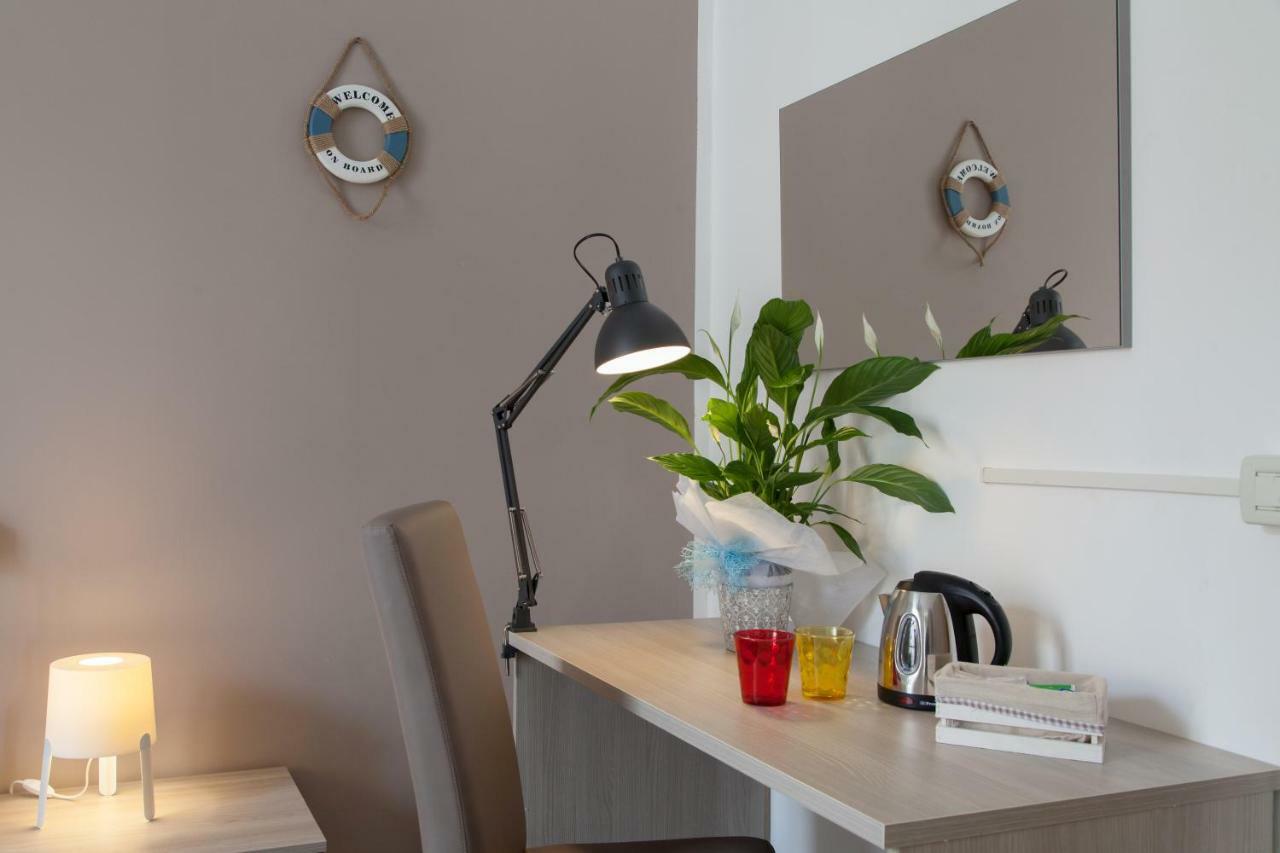 Blu Sea Rooms Λα Σπέτσια Εξωτερικό φωτογραφία