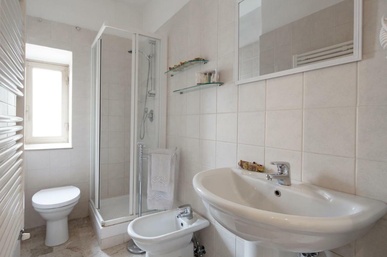 Blu Sea Rooms Λα Σπέτσια Εξωτερικό φωτογραφία